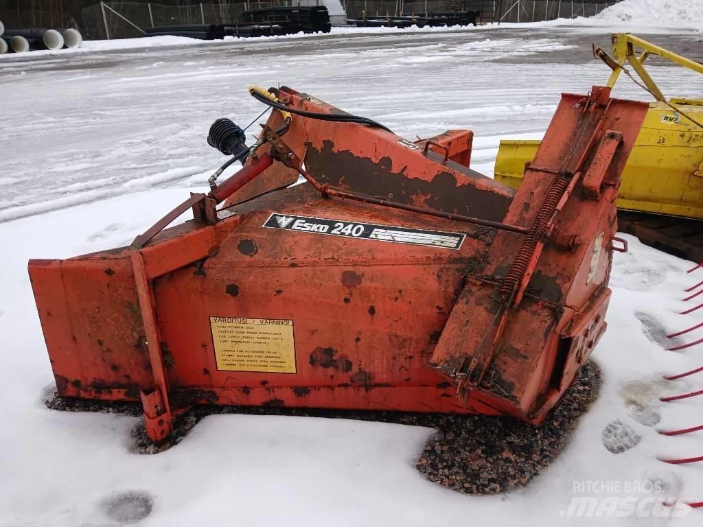 Esko LL 240 Schneefräse