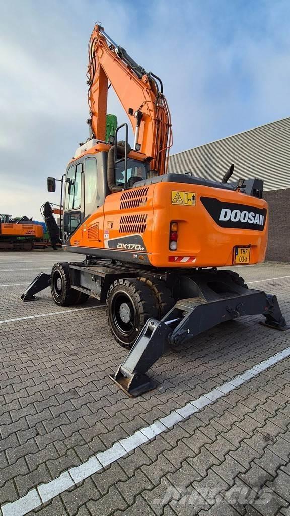 Doosan DX 170W-5 Mobilbagger