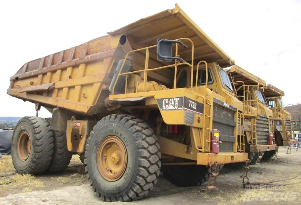 CAT 773B Dumper - Knickgelenk