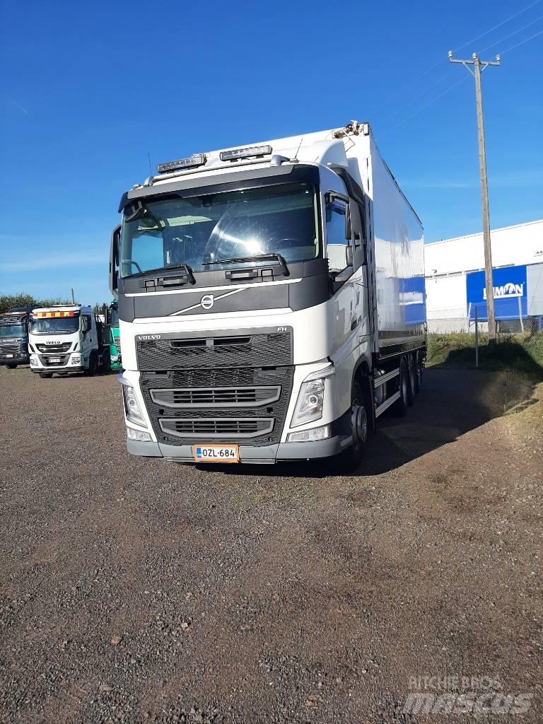 Volvo FH 13 Kleinholztransporter