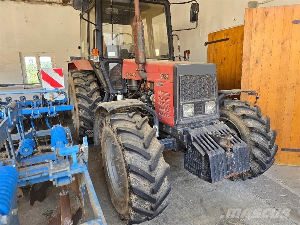 Belarus MTS 1025 Traktoren