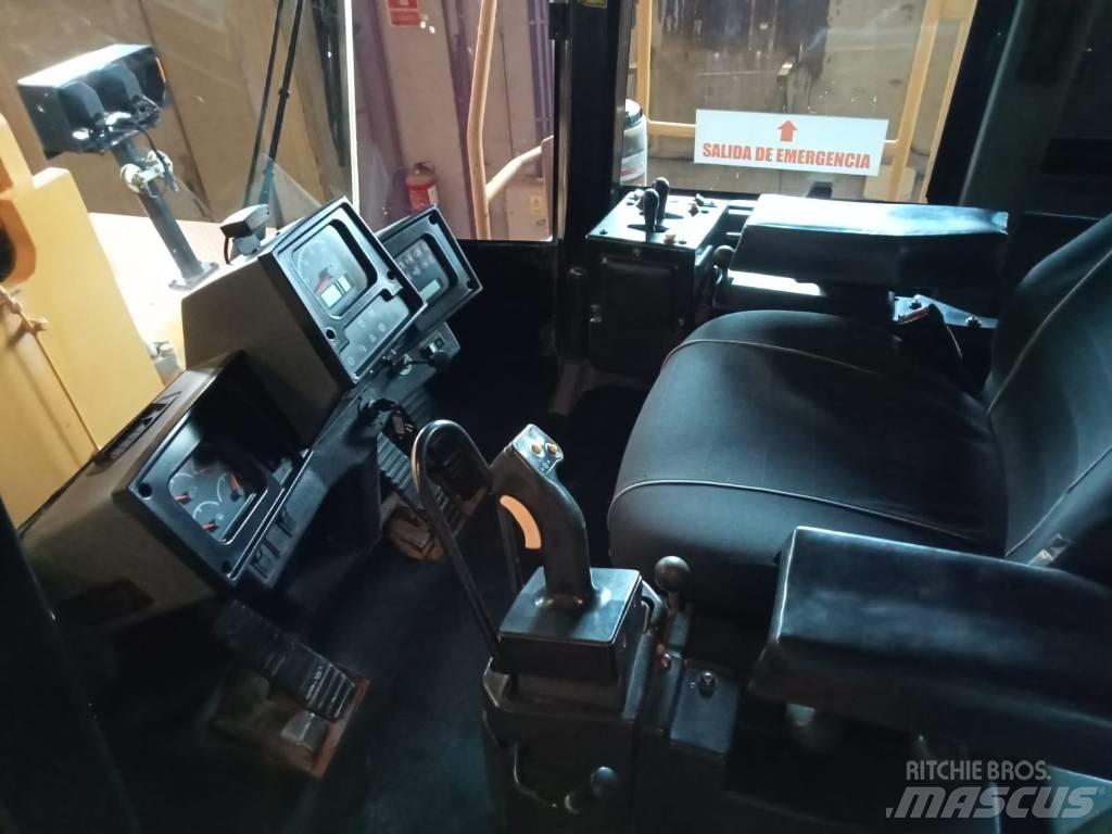 CAT 988H Minilader