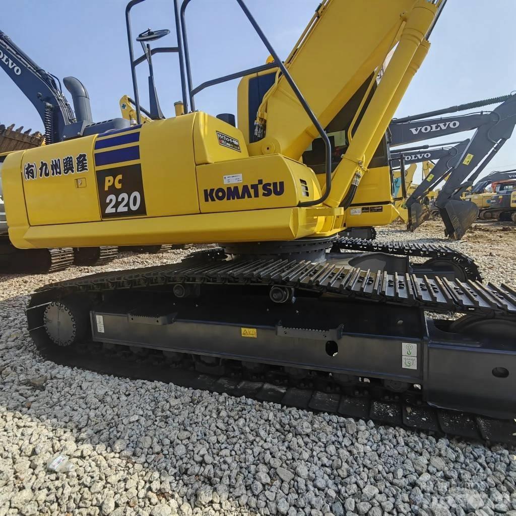 Komatsu PC 220-8 Raupenbagger