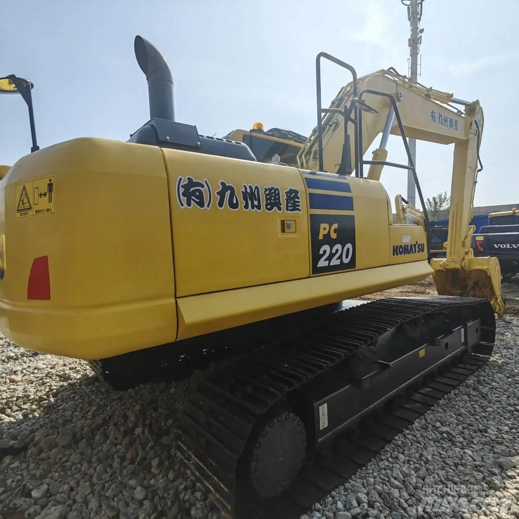 Komatsu PC 220-8 Raupenbagger