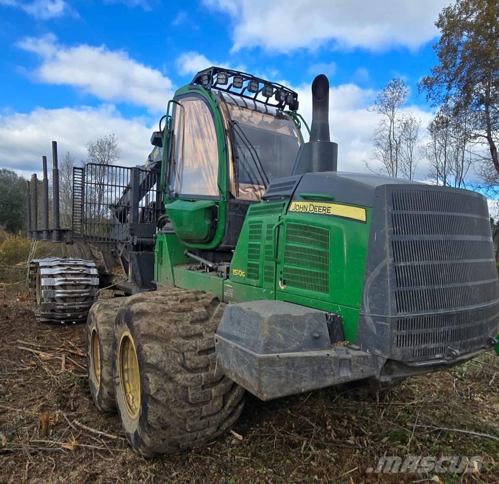 John Deere 1510G Forwarder