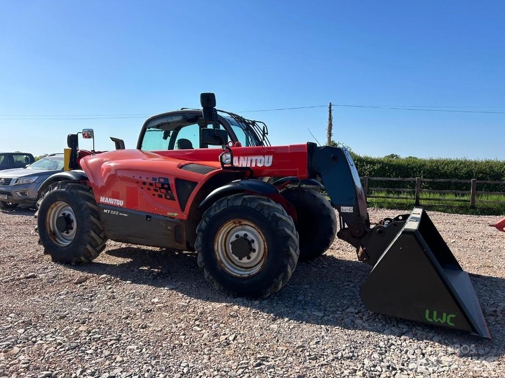 Manitou MT 835 Teleskoplader