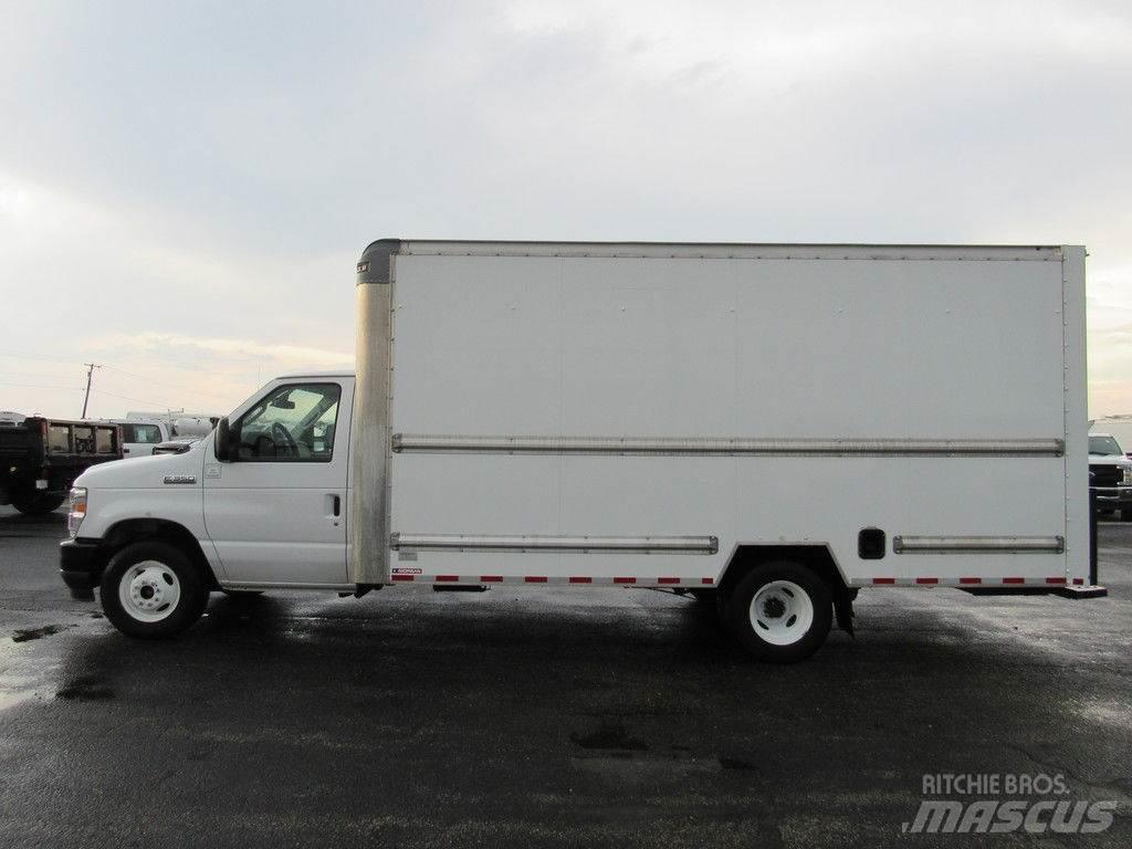 Ford E-350 Kofferaufbau