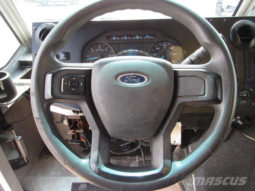 Ford E-450 Kofferaufbau