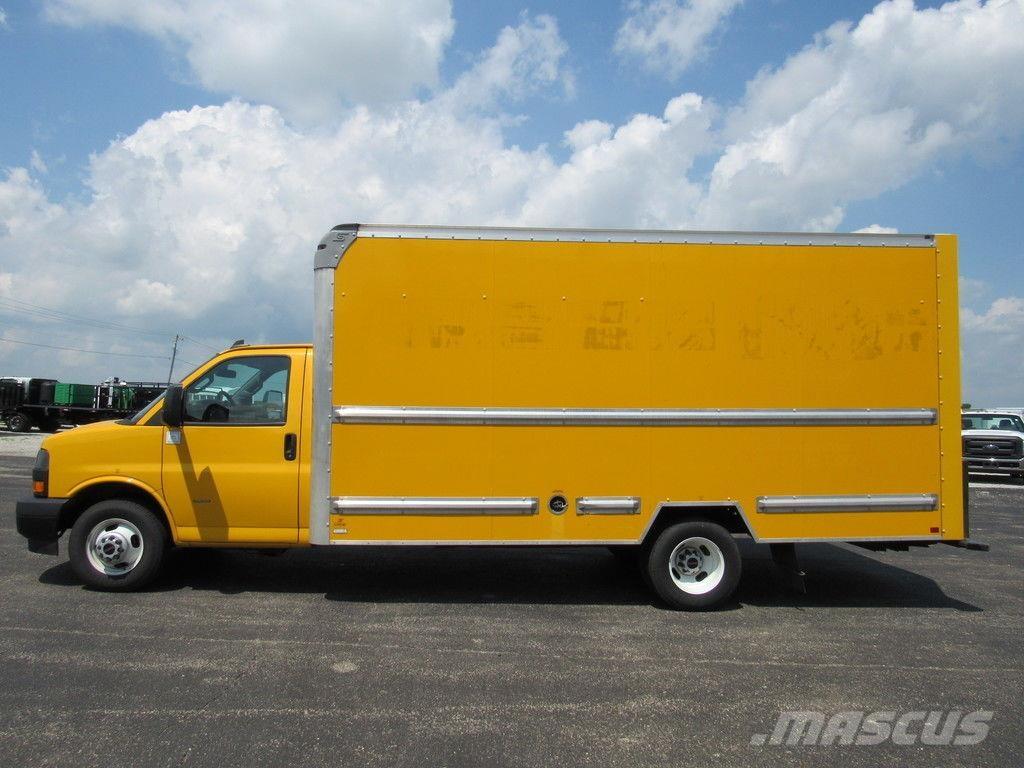 GMC Savana 3500 Kofferaufbau
