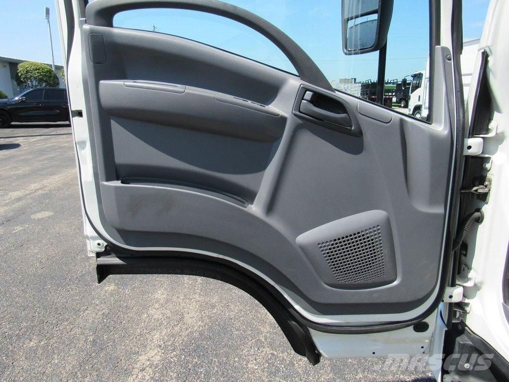 Isuzu NPR Kofferaufbau