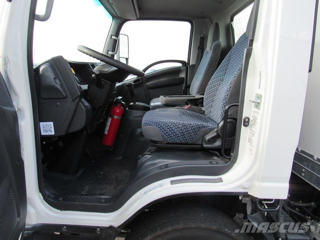 Isuzu NPR XD Kofferaufbau