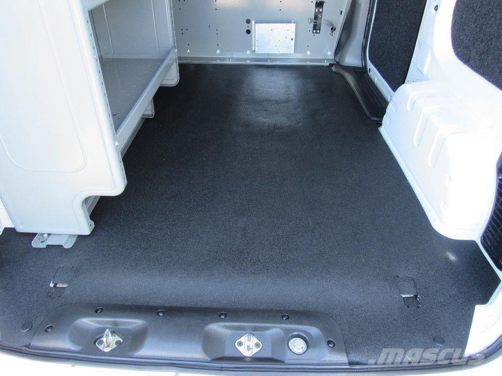 Nissan NV200 Lieferwagen