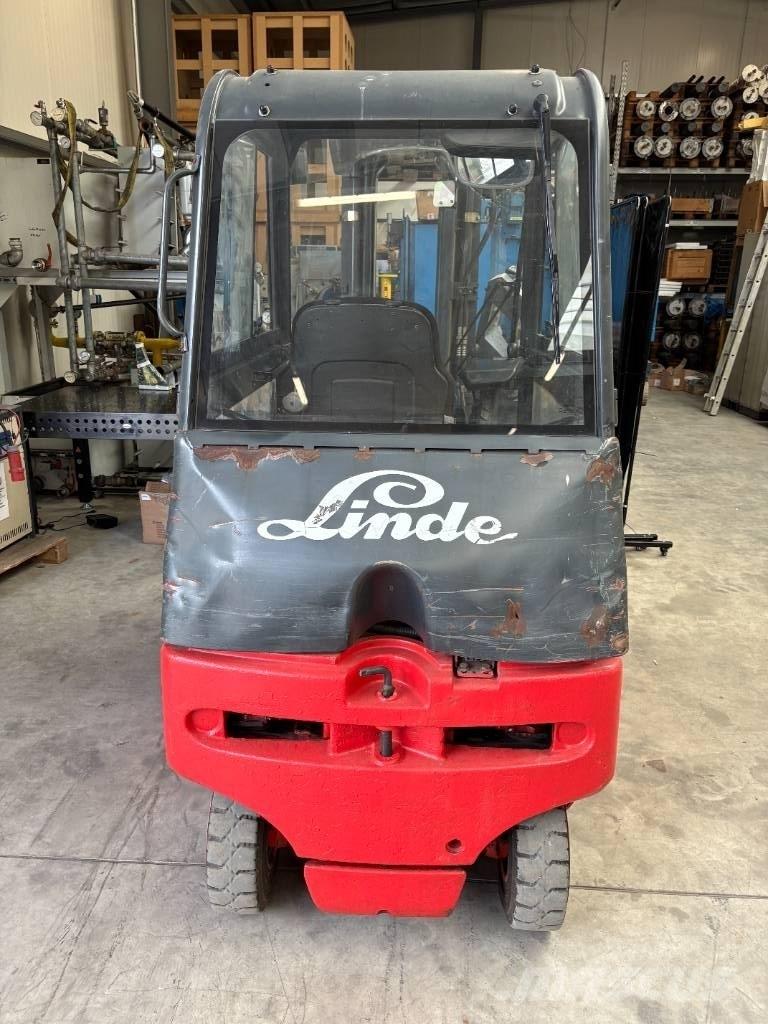 Linde E 20 P-02 Elektrostapler