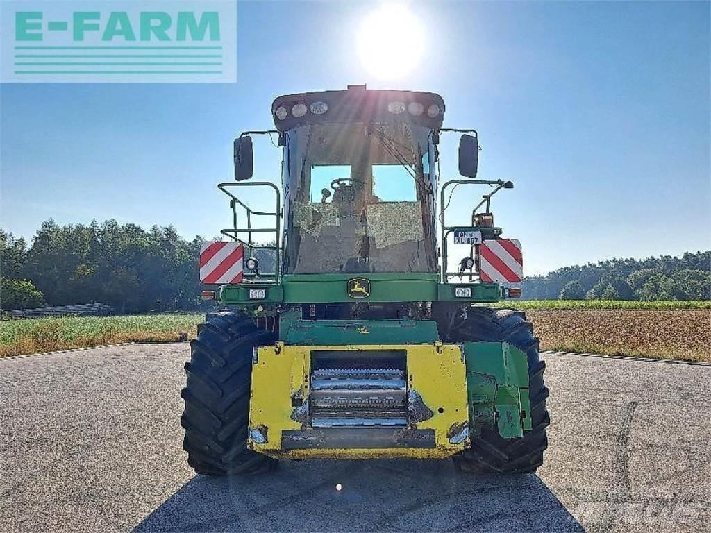 John Deere 7750 Selbstfahrende Häcksler