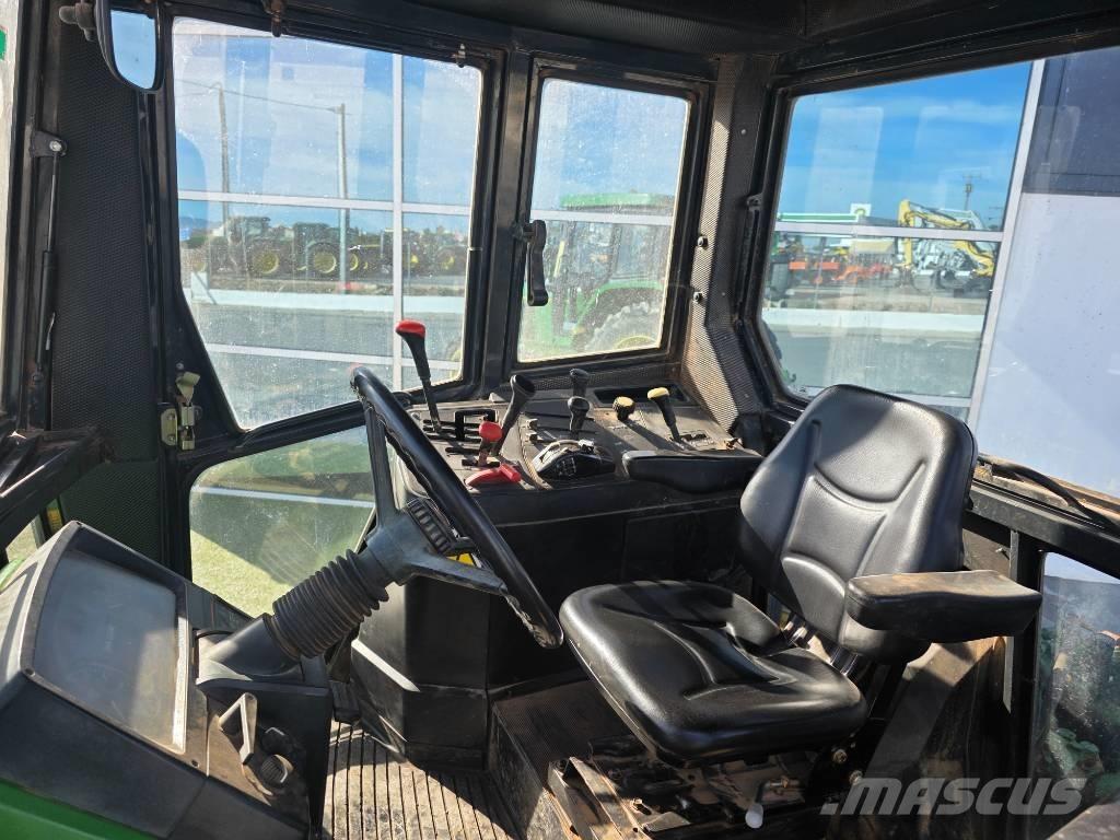 John Deere 6100 Traktoren