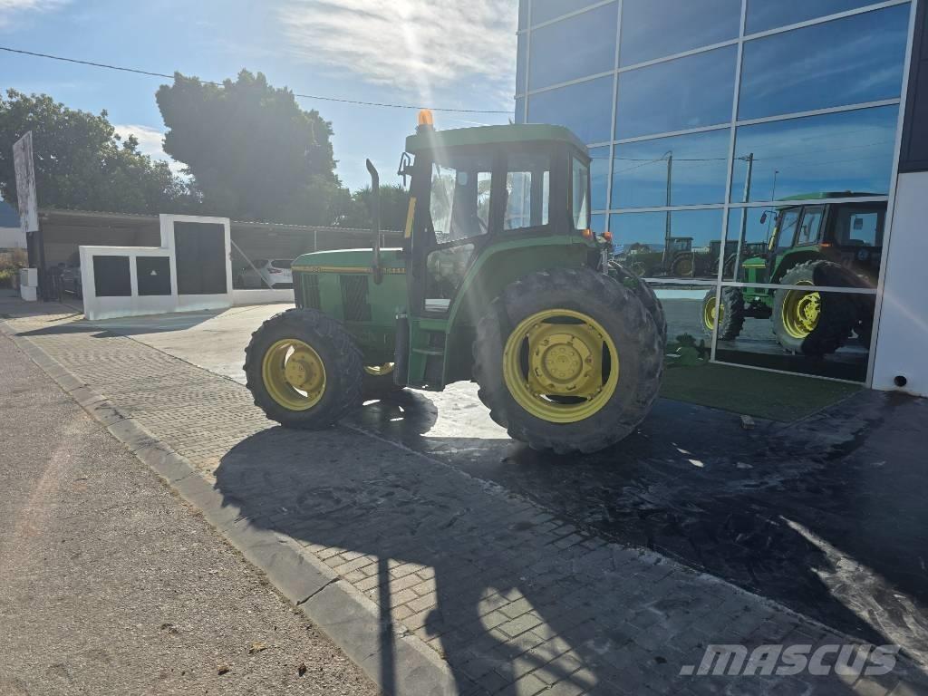 John Deere 6100 Traktoren