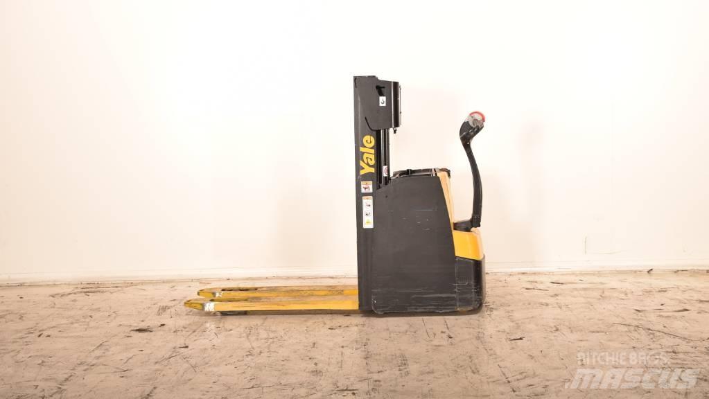 Yale MS 14 AC Deichselstapler