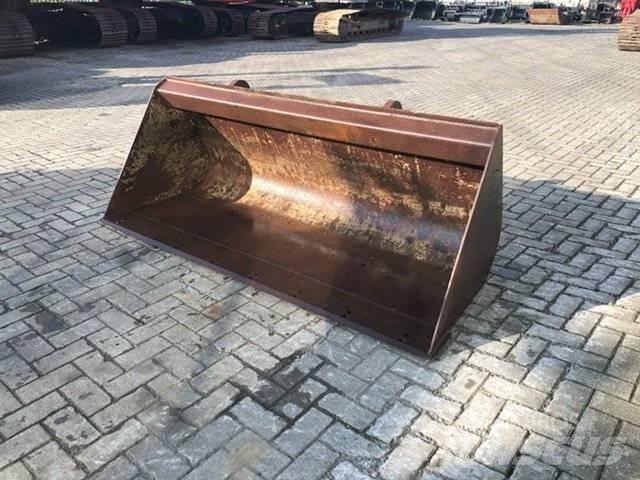 Manitou Bak Schaufeln