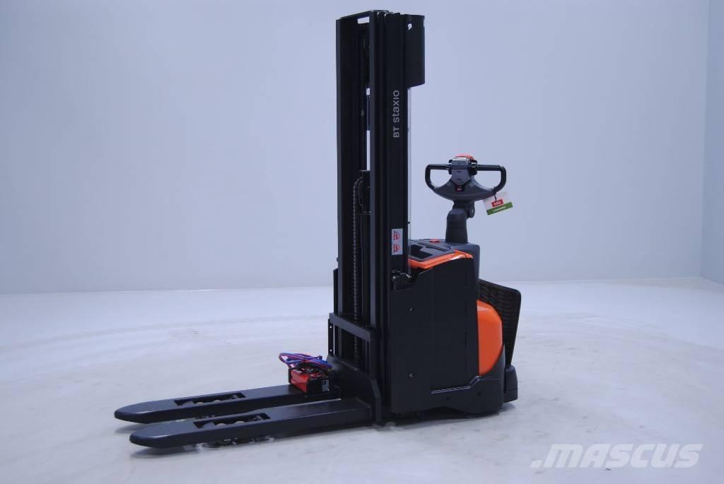 Toyota SWE140L Deichselstapler