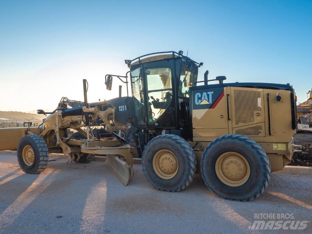 CAT 12 M Grader