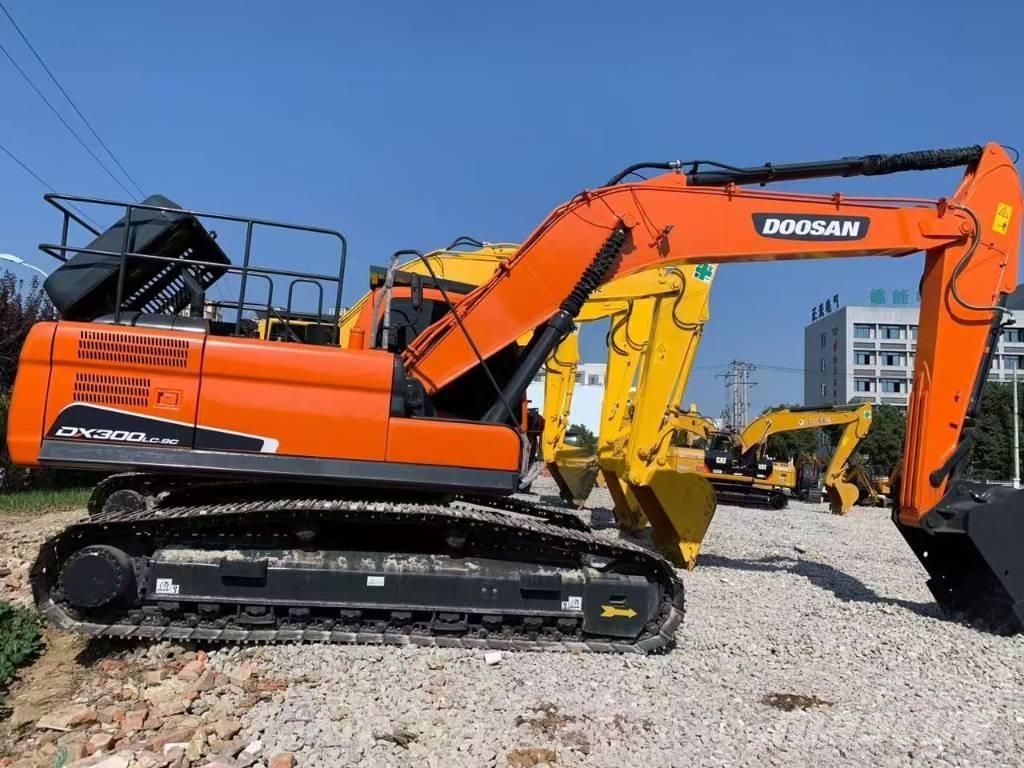 Doosan 300 Raupenbagger
