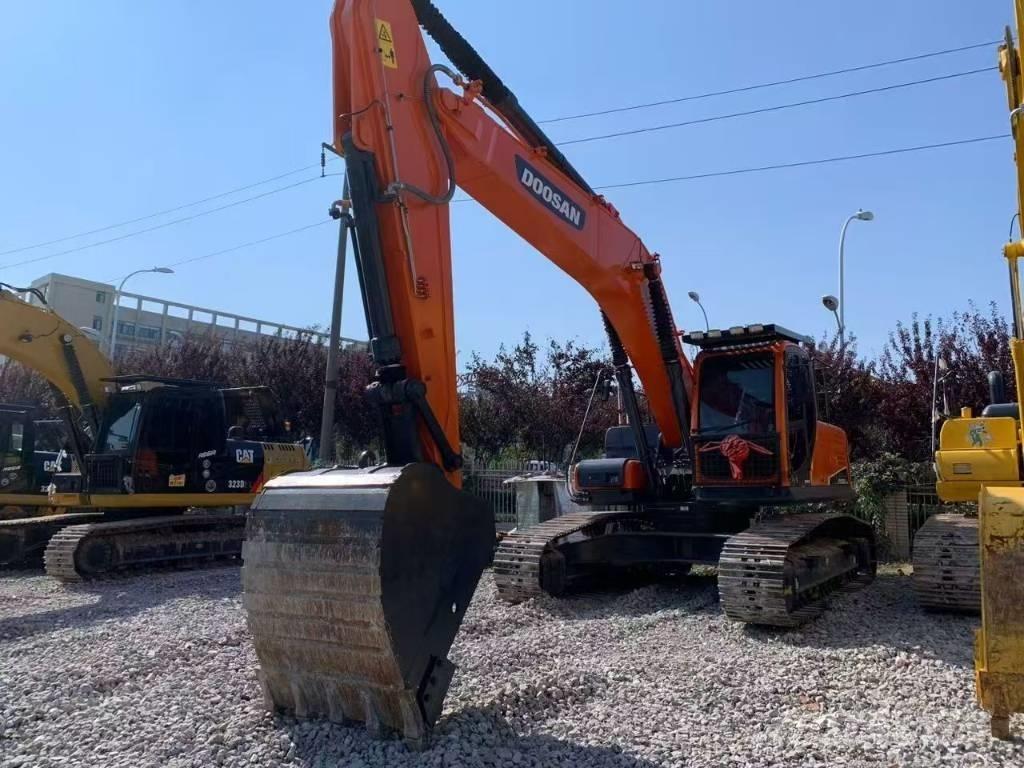 Doosan 300 Raupenbagger