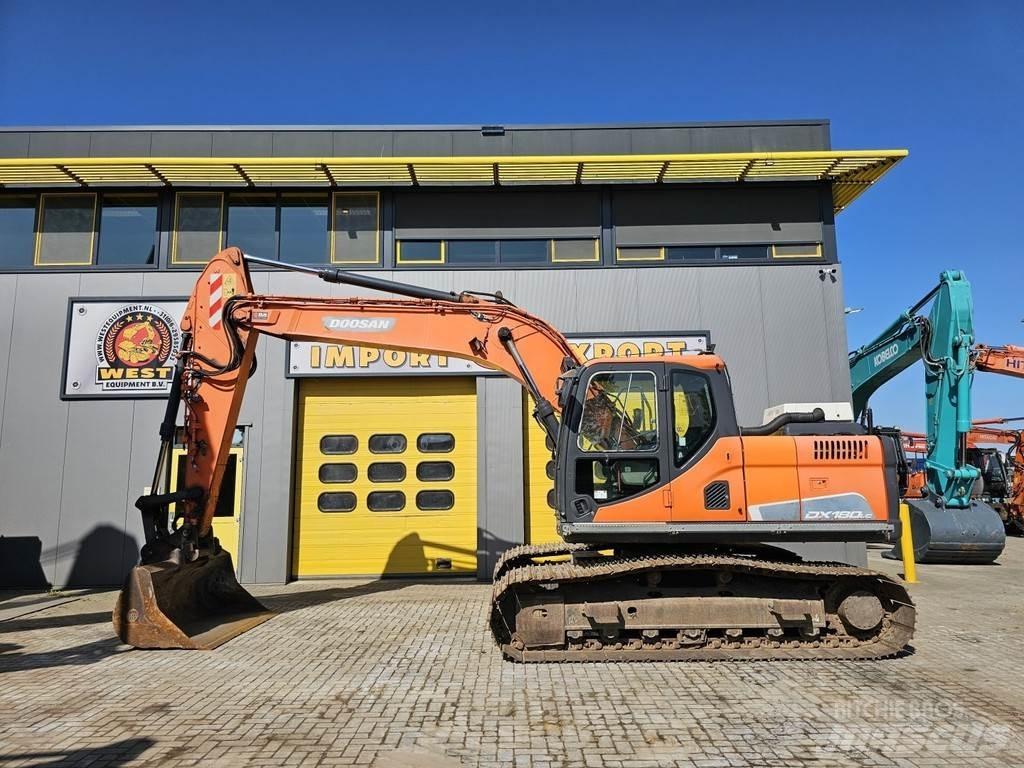 Doosan DX180LC Raupenbagger