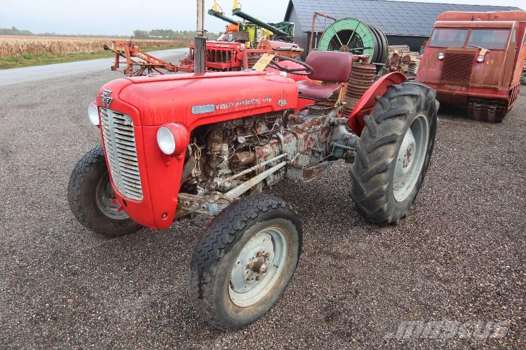 Massey Ferguson 35 Traktoren