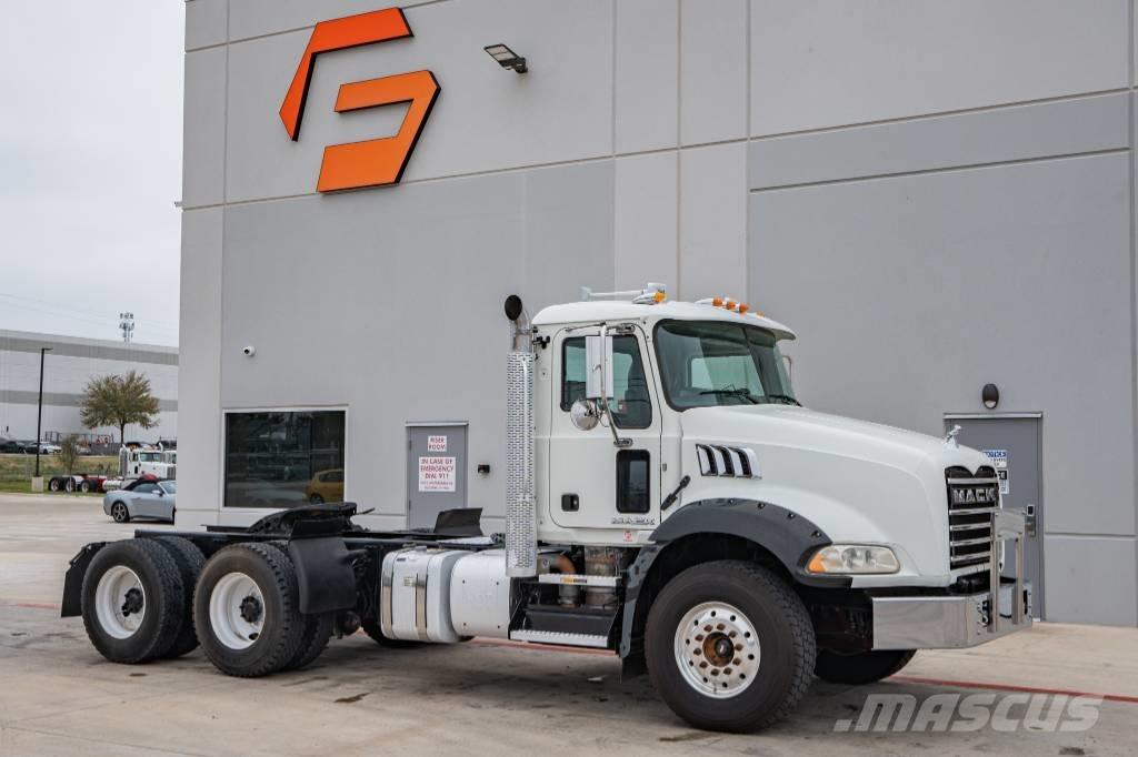 Mack Granite GU 813 Sattelzugmaschinen