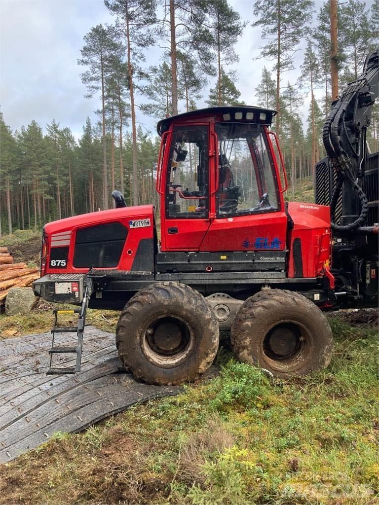 Komatsu 875 Forwarder