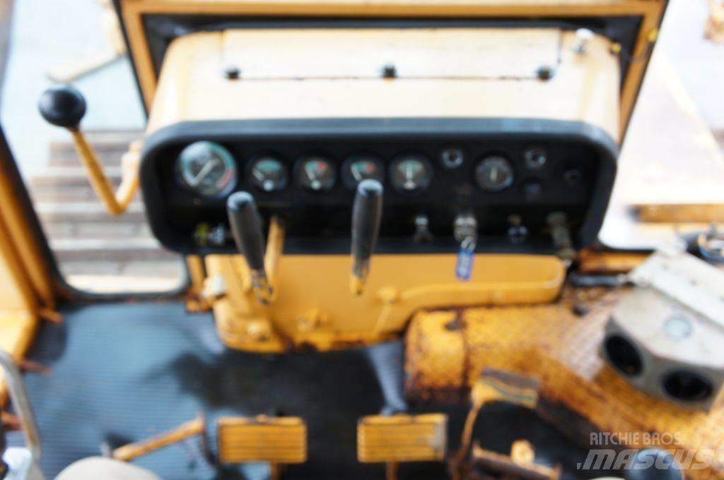 Komatsu D155A-1 Planierraupen