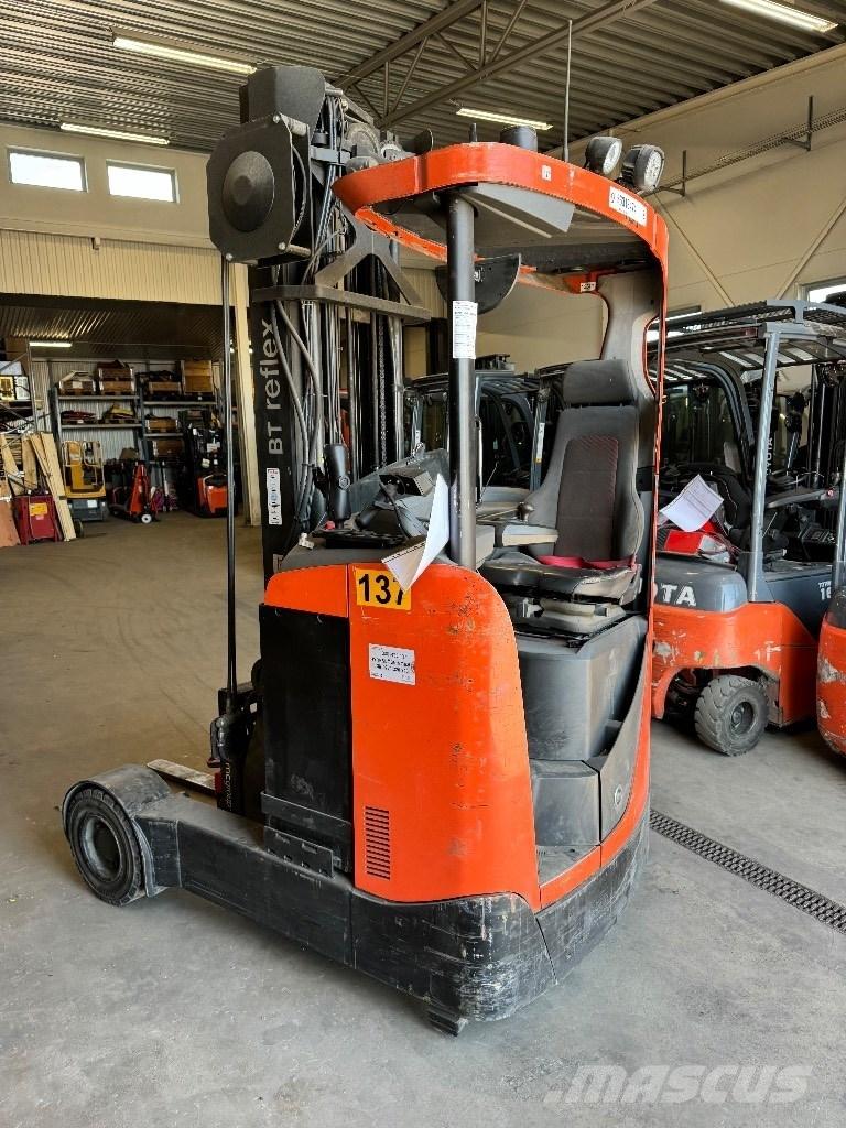 Toyota RRE160R Schubmaststapler
