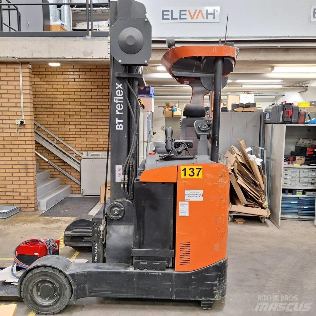 Toyota RRE160R Schubmaststapler