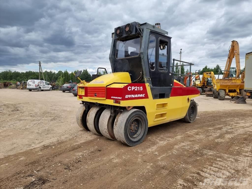 Dynapac CP 215 Gummiradwalzen