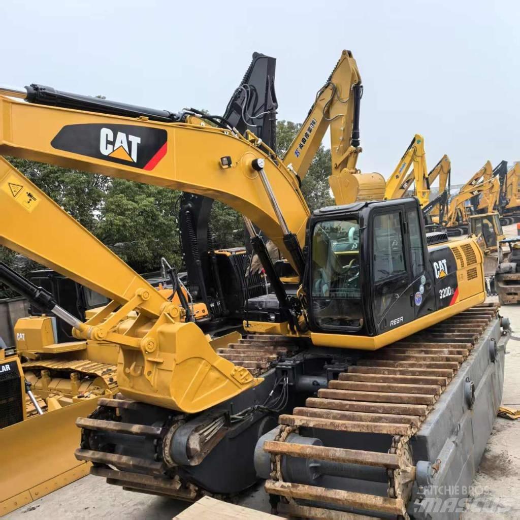 CAT 320 D Amphibienbagger