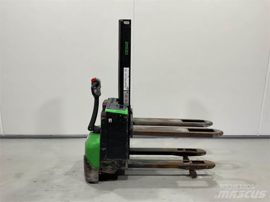 Cesab S208L Selbstfahrstapler