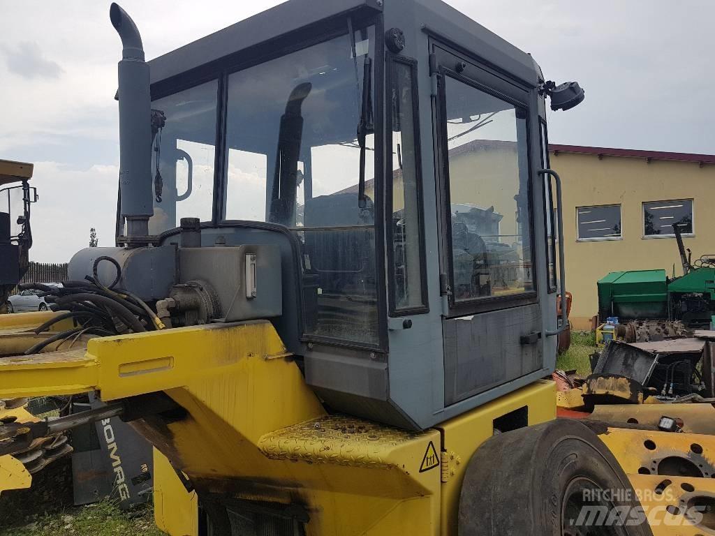 Bomag BW 184 AD Kabinen