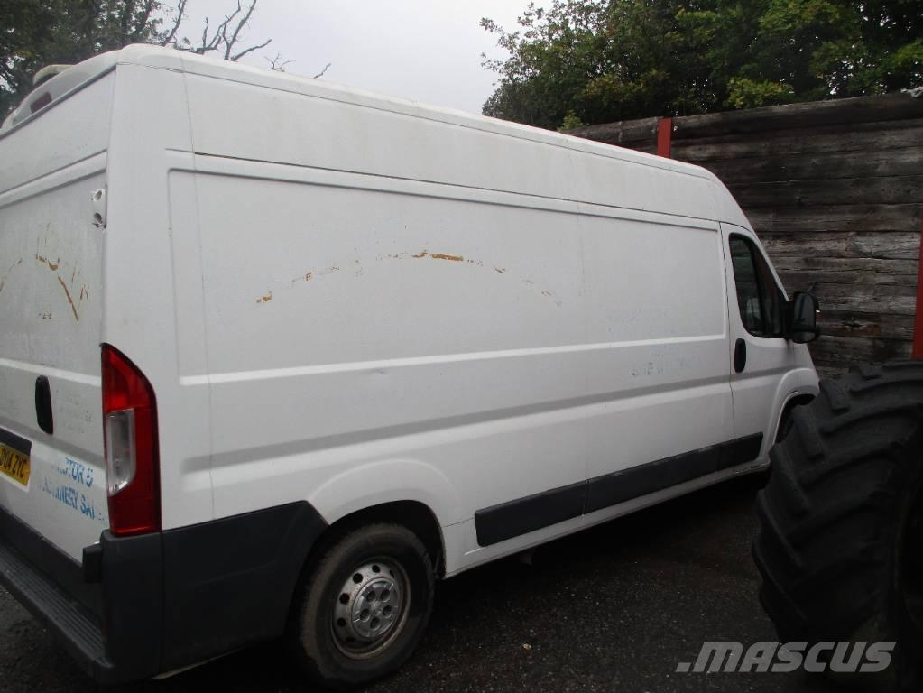 Peugeot Boxer Lieferwagen