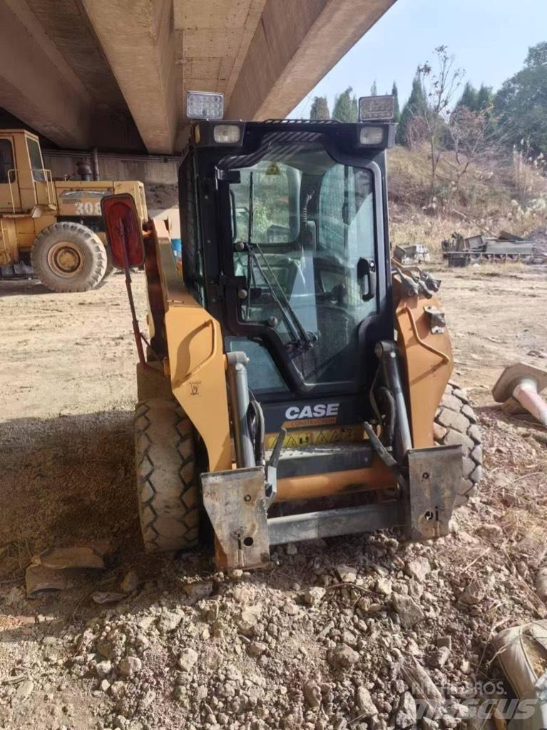 CASE SR200 Kompaktlader