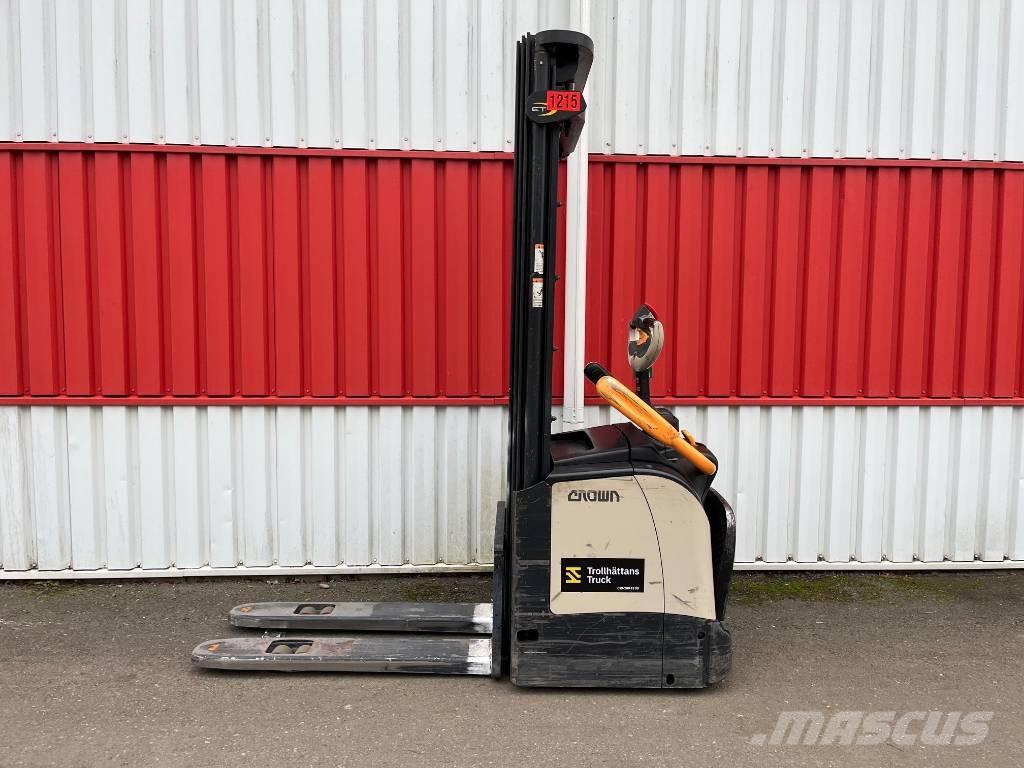 Crown ET 4000-1.2 Deichselstapler