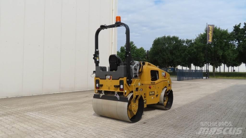 CAT CB4.0 Tandemwalzen