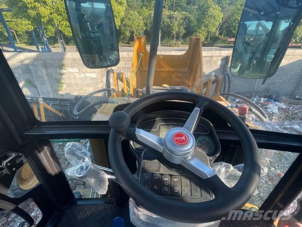 CAT 420F Baggerlader