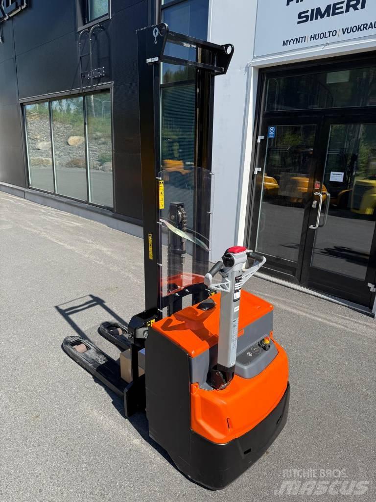 Rocla SWS12L Deichselstapler