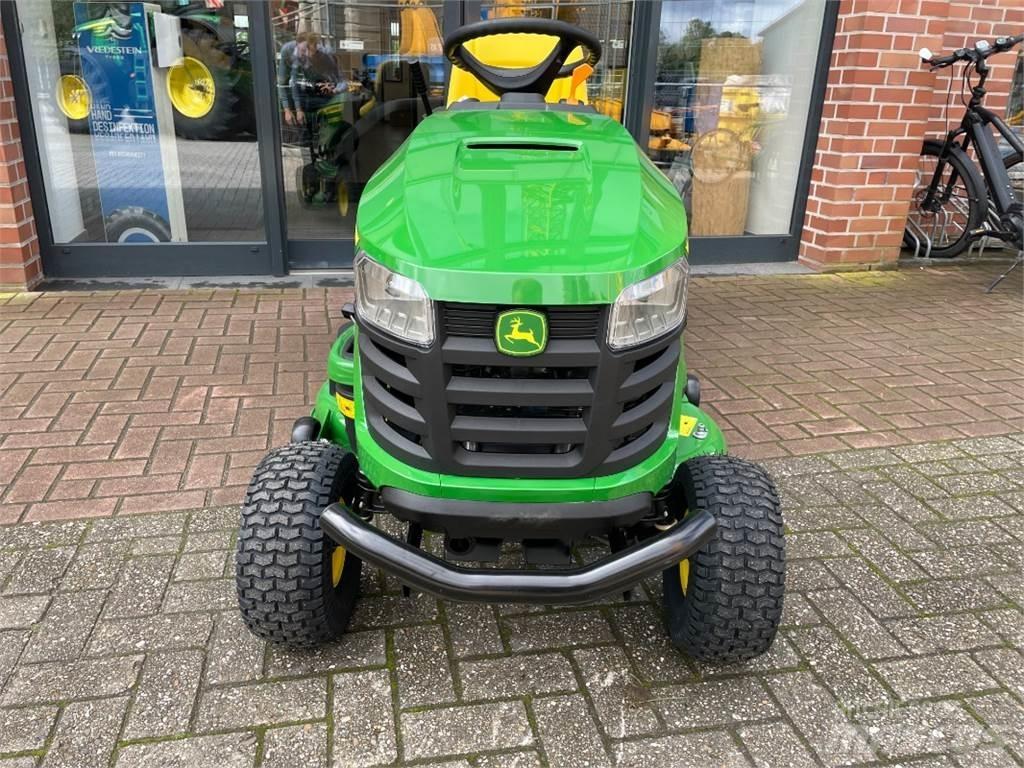 John Deere X167R Mäher