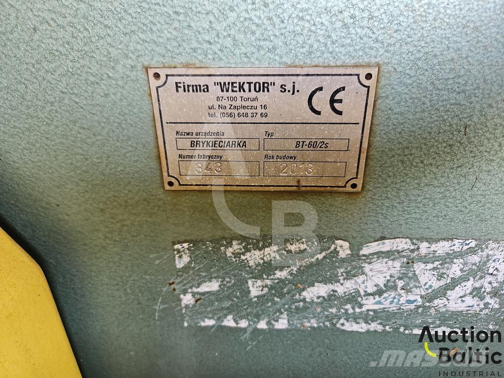  Wektor BT-60/2s Sonstige Baumaschinen