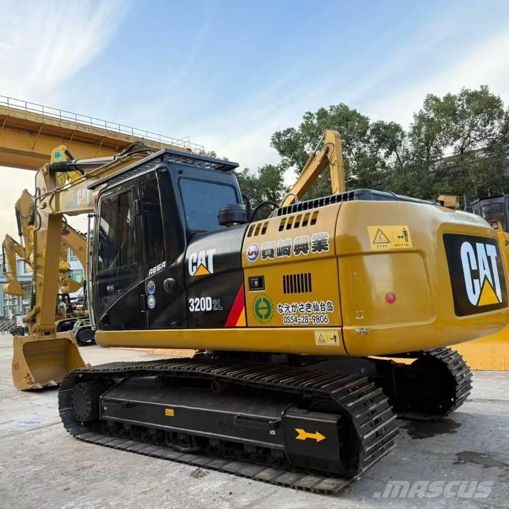 CAT 320D2 Midibagger  7t - 12t
