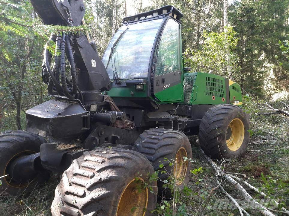 Timberjack 1070 Harvester
