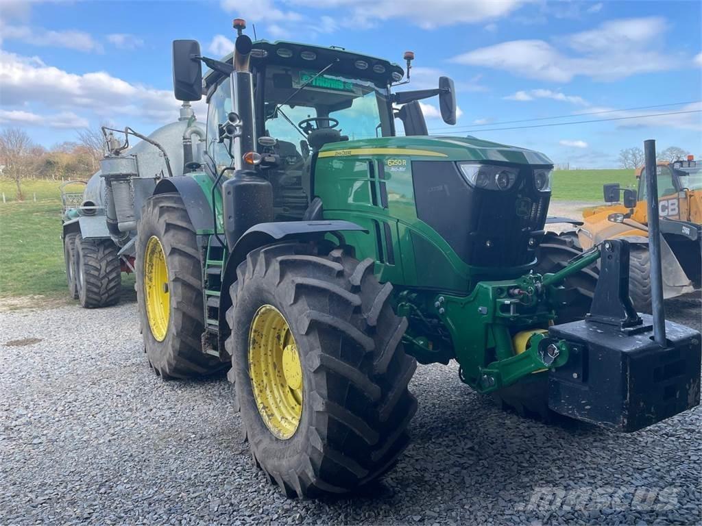 John Deere 6250R Traktoren
