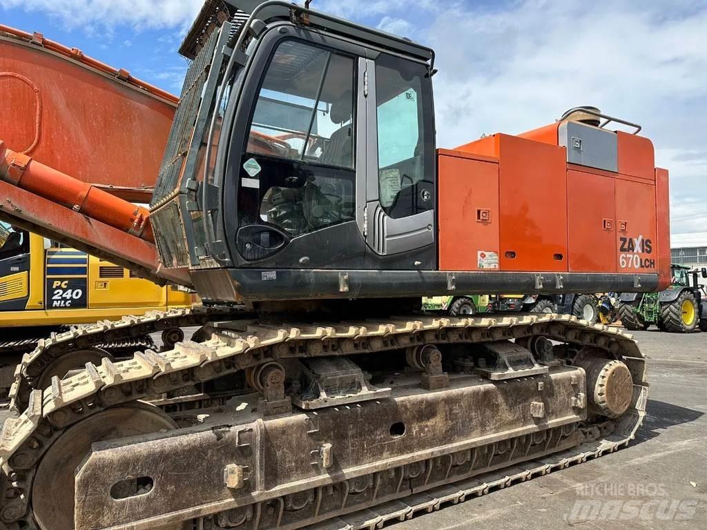 Hitachi ZX670CH-3 Raupenbagger