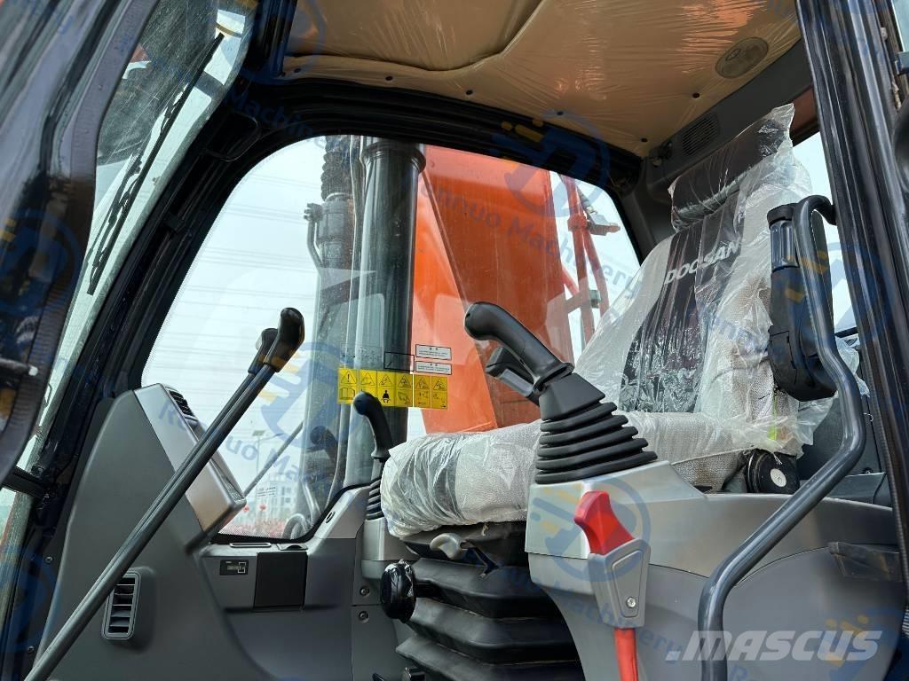 Doosan DX 300LC-9C Raupenbagger
